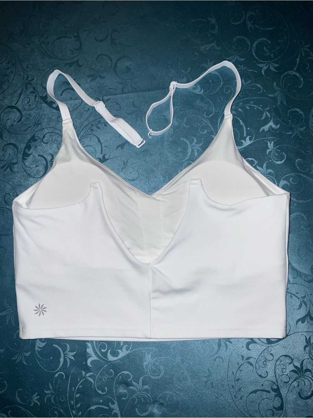 Athleta Elation V Neck Long Line Sports Bra Cup A-C white - Picture 4 of 9
